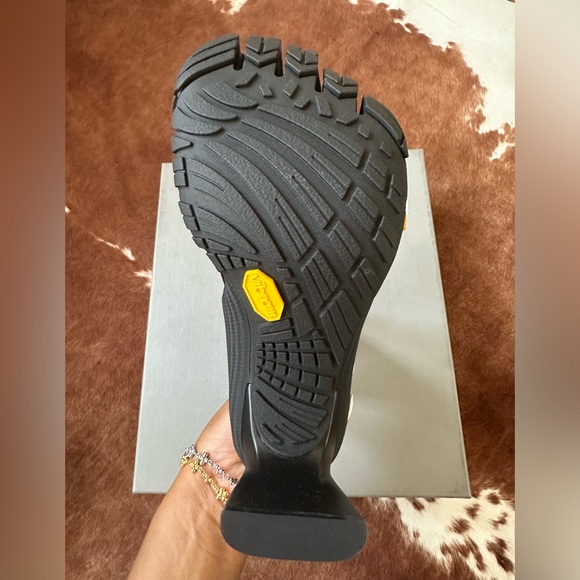 Balenciaga x Vibram Five Finger Toe Heel - Picture 5 of 13